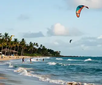As Melhores Praias para Praticar Esportes em Natal