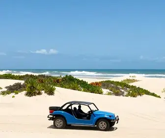 Aventuras Imperdíveis: Passeio de Buggy pelo Litoral Norte de Natal Aventuras Imperdíveis: Passeio de Buggy pelo Litoral Norte de Natal