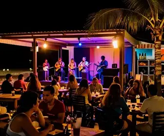 Os Melhores Bares com Música ao Vivo em Natal: O Seu Guia Completo