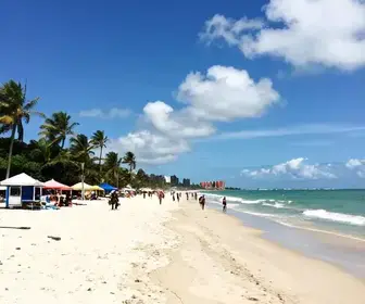 Praia da Redinha: Descubra uma das Joias de Natal - RN